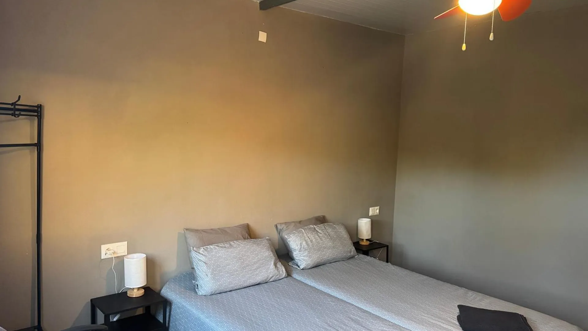 Fathill Finca غراناديا دي أبونا